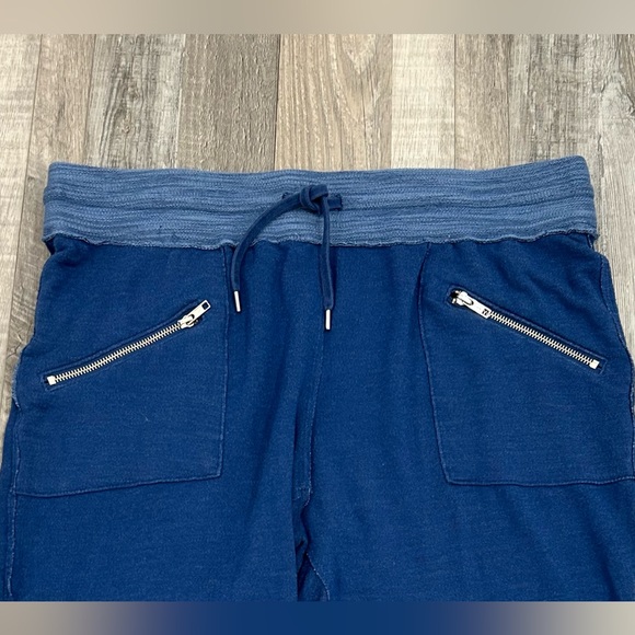 Mossimo Joggers - Picture 2 of 3